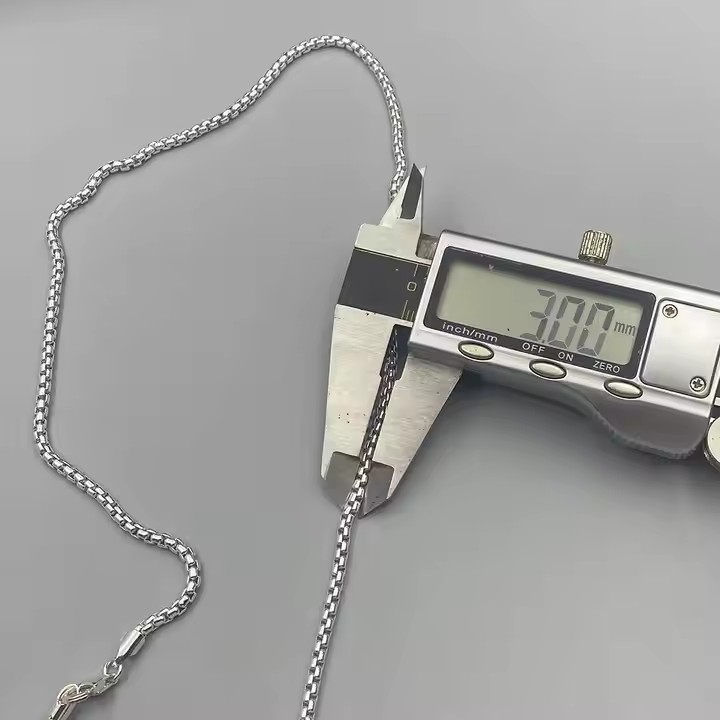 Men's Round Roll Box Chain 3mm Thickness