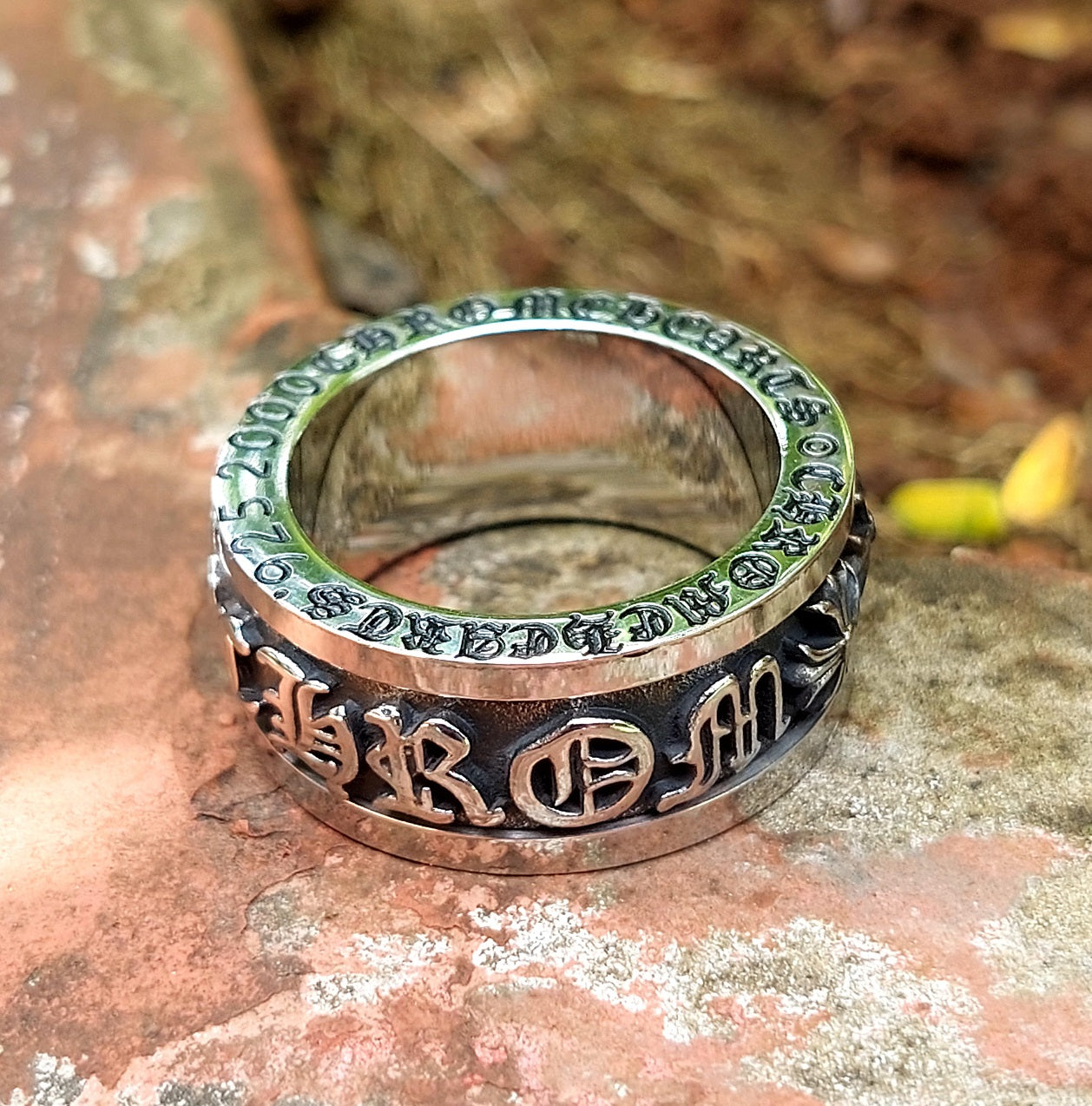 Letters Rotatable Finger Ring