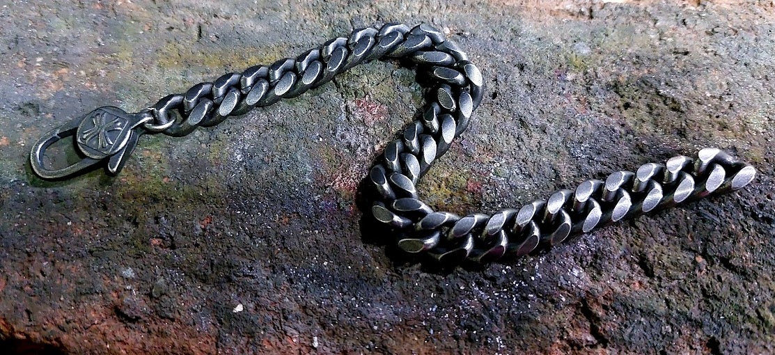 STREET SOUL Oxidized Link Cross Hook Stainless Steel Link Chain Bracelet, Rustic oxidized steel bracelet.