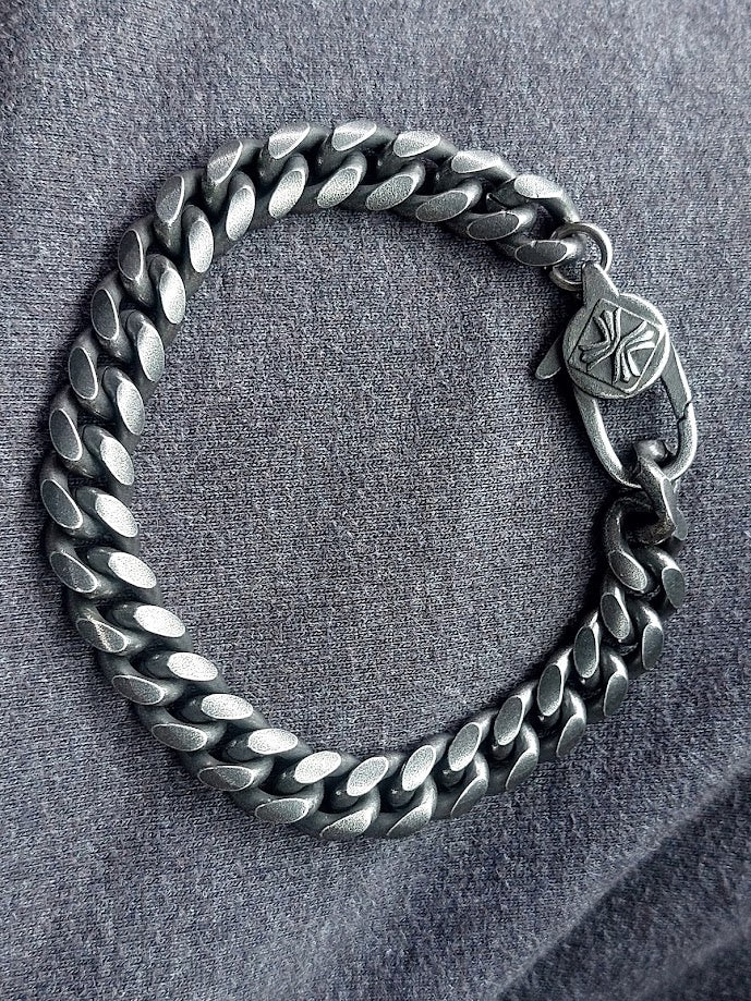 STREET SOUL Oxidized Link Cross Hook Stainless Steel Link Chain Bracelet, Rustic oxidized steel bracelet.