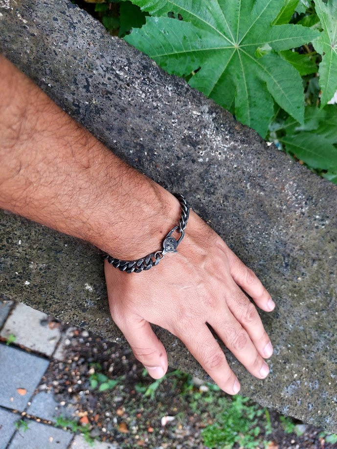 STREET SOUL Oxidized Link Cross Hook Stainless Steel Link Chain Bracelet, Rustic oxidized steel bracelet.