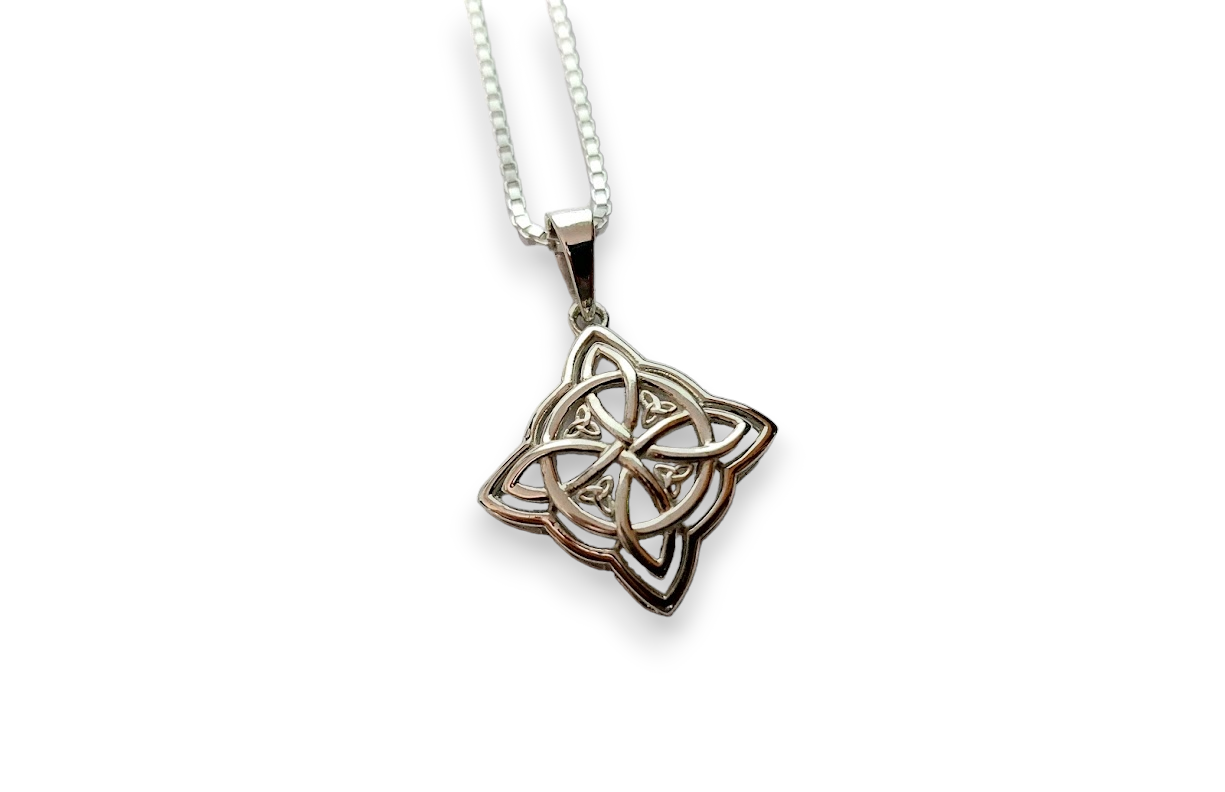 Streetsoul Celtic Trinity Centric Knot Cross Pendant Necklace /Good Luck /Solid 925 Sterling Silver