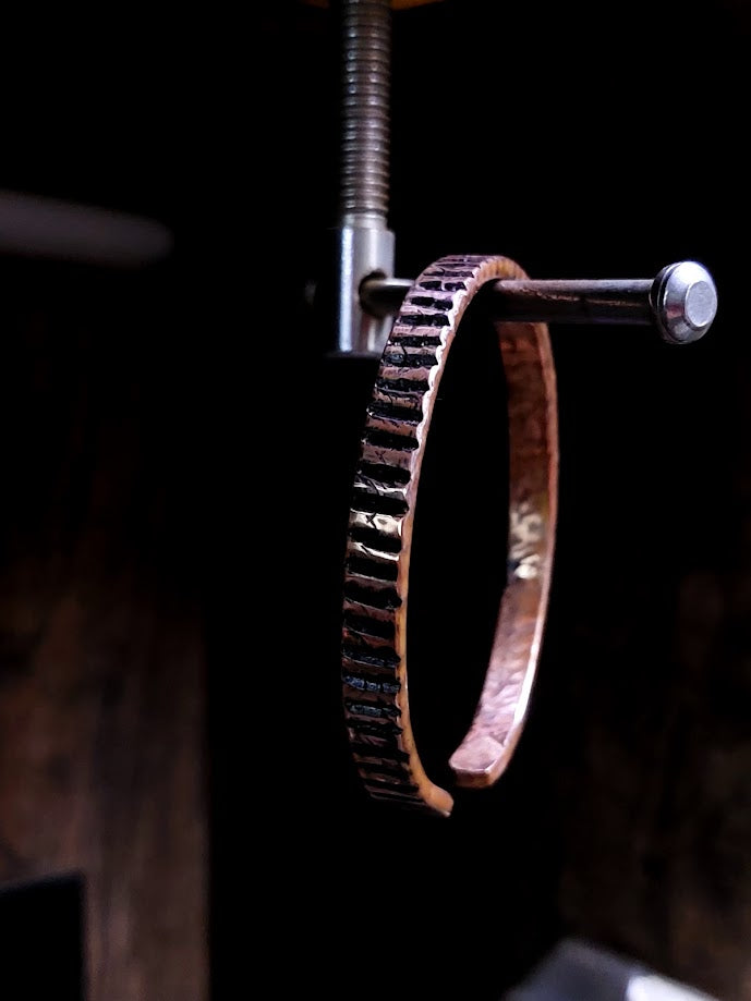 Hand Forged Bracelet // Blacksmithing // Forging // Build Week Day 3 -  YouTube