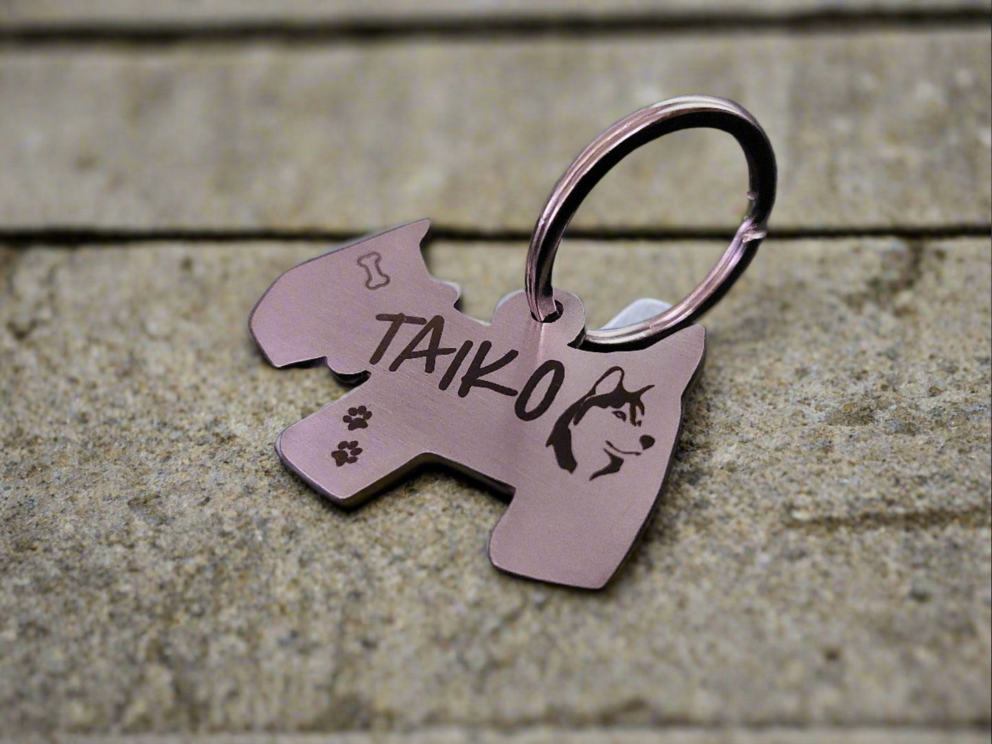 Dog shaped Name Tags in Stainless Steel Laser Engraved for Pet Dog