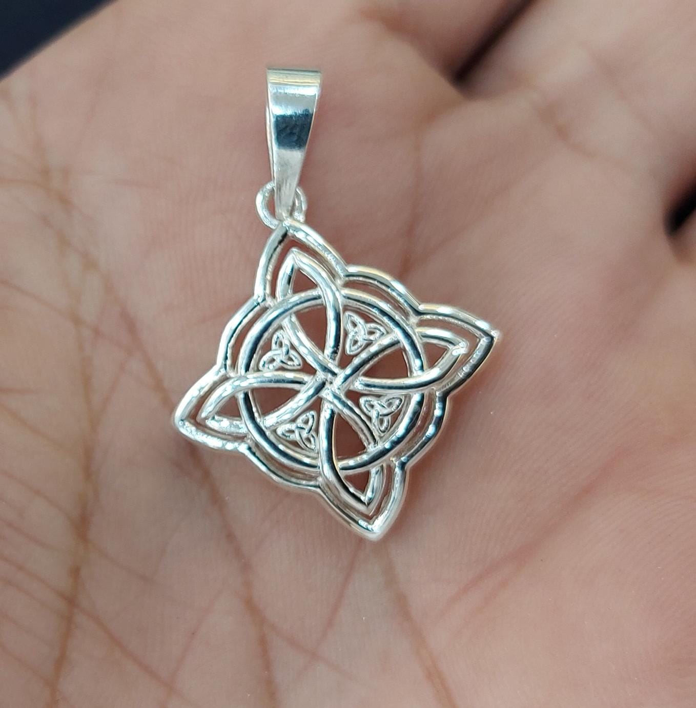 Streetsoul Celtic Trinity Centric Knot Cross Pendant Necklace /Good Luck /Solid 925 Sterling Silver